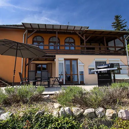 Kulcsi-Duna Vendeghaz Extérieur photo